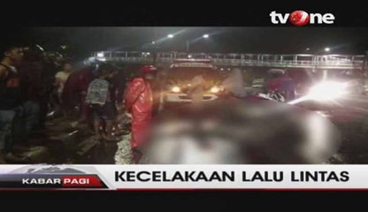 Dua Pengendara Sepeda Motor Tewas Tabrak Tiang Lampu Jalanan