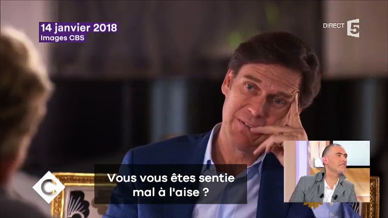 Sharon Stone répond à une question d'un journaliste par un rire glaçant - Regardez