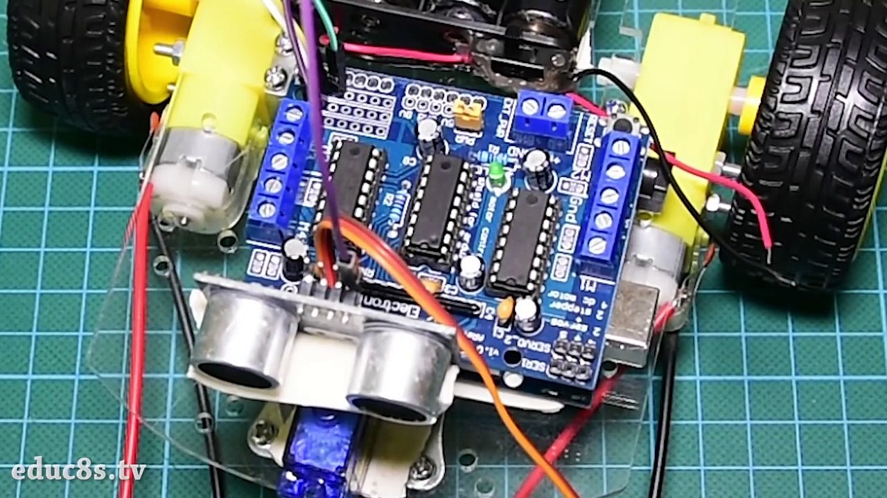 Arduino Robot Project: A DIY obstacle avoiding robot using an SG90 servo from Banggood.com