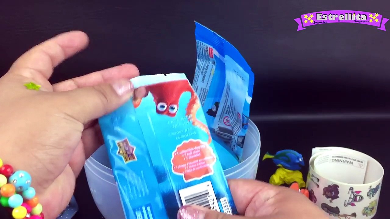 Huevo Sorpresa Gigante Dory Bebé de la película Buscando A Dory Español hecho de Plastilina Playdoh