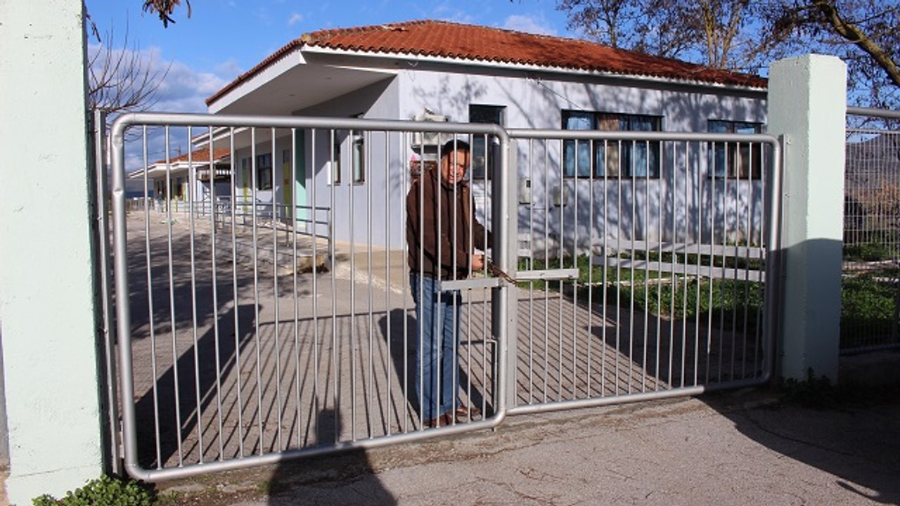 Κυνηγοί χαλκού ξήλωσαν το αλεξικέραυνο από το Ε...