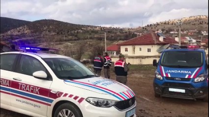 Isparta'da askeri uçak düştü (1)