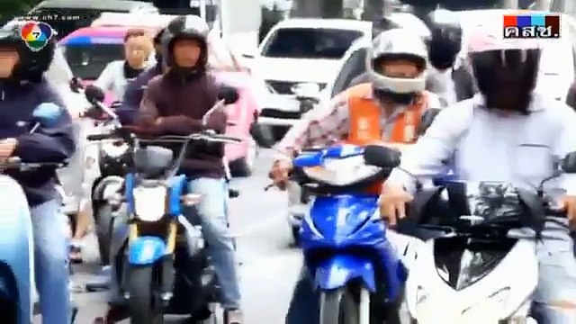 คดีเด็ด 31 พฤษภาคม 2557 - ชักอยู่ในรถ