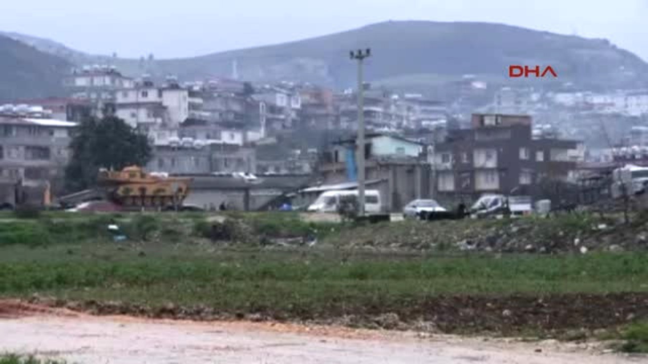 Antakya Narlıca Hudut Tabur Komutanlığı'na Farklı İllerden Gelen Çok Sayıda Tank Tır'larla...