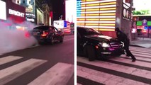Une Mercedes AMG tape un gros burn et prend la fuite