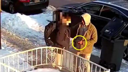 Un adolescent se défend face à un voleur