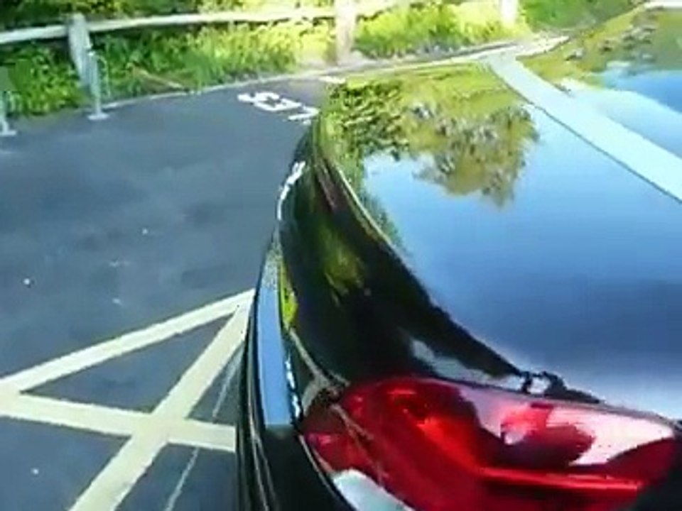 Peugeot 207cc 1.6-litre 156 THP Allure cabriolet