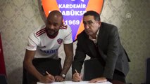 Kardemir Karabükspor'da Transfer - Dos Martires'in İmza Töreni