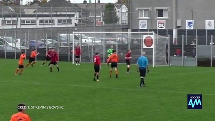 Un but avec le coup du scorpion dans le championnat amateur