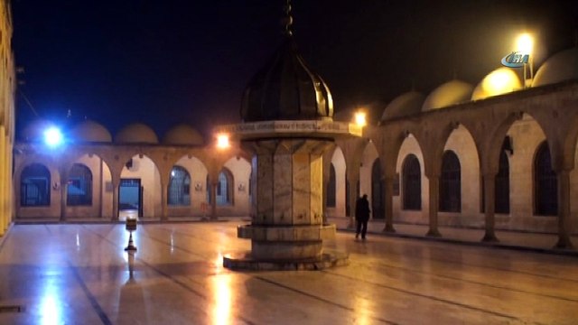 Afrin operasyonu için Balıklıgöl Dergah Camisi’nde Fetih Suresi okundu