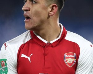 Tải video: Mourinho expects Sanchez to join Man United 'soon or never'