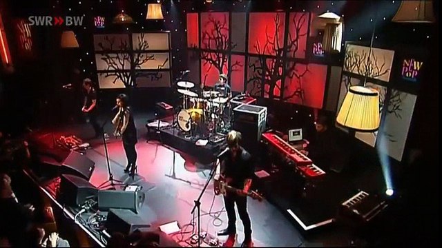 Amy Macdonald - This Is The Life (Live New Pop Festival Baden-Baden 12.17.2010)
