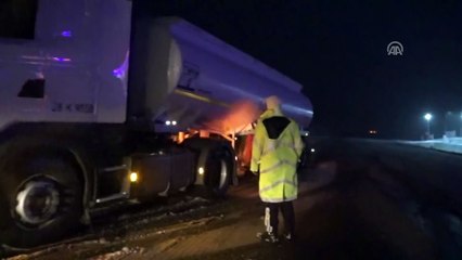 Erzincan'da kar yağışı