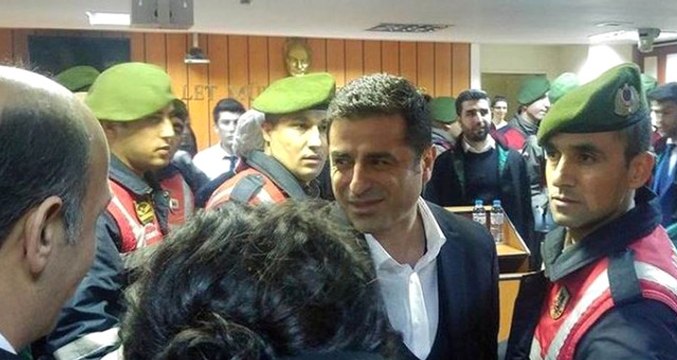 HDP'li Demirtaş, İçişleri Bakanı Soylu'ya Hakaret Davasından Beraat Etti