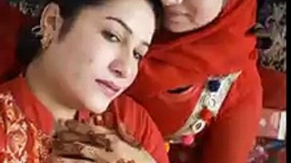 Pakistani Larkio Ki Pyar Krte Huye Mobile Se Bnai Video  jo Baad Main Leak Ho Gayi