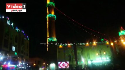 أنتشار بائعى بدل الرقص وسط ضريح الحسين