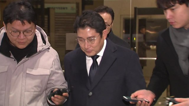 '100억 비자금 혐의' 조현준 효성 회장 밤샘 조사 뒤 귀가 / YTN
