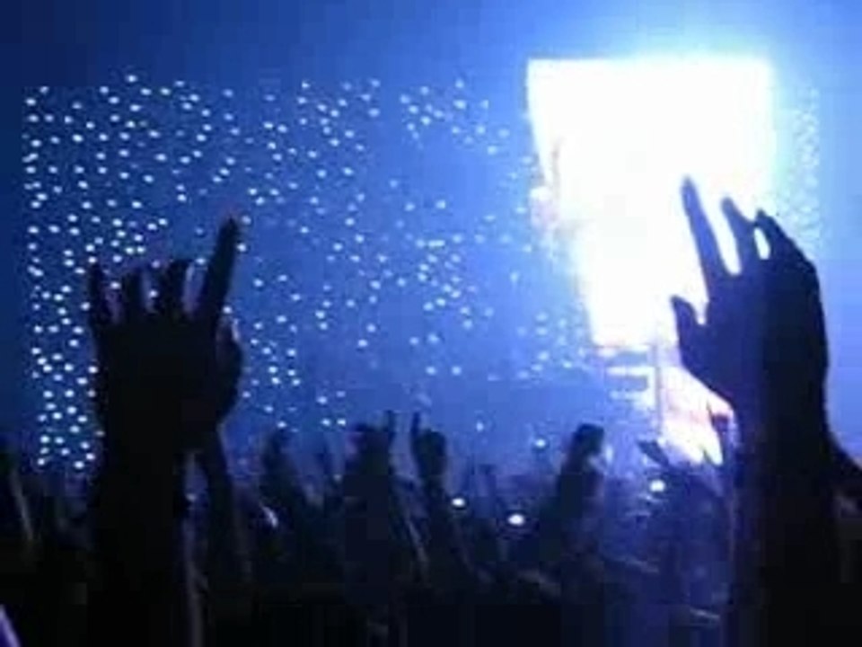 Chemical Brothers Hey Boy Hey Girl (live @ Zenith)