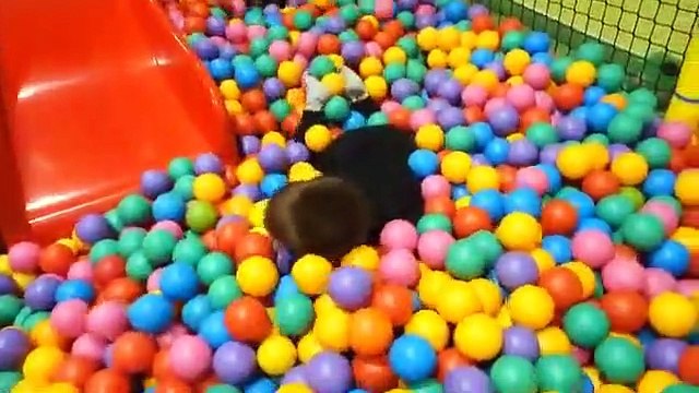 Indoor Playground Family Fun Play Area for kids playing with toys balls & Baby playroom-e2_fE39D