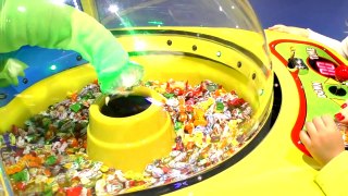 Kids playing on Indoor Playground! Johny Johny Yes Papa Song Nursery Rhymes Song fo