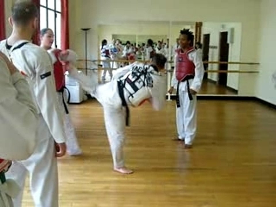 TAEKWONDO / le cours d'Olivier Sicard