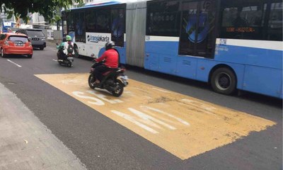 Pemprov DKI Buat Marka Jalan Khusus Sepeda Motor