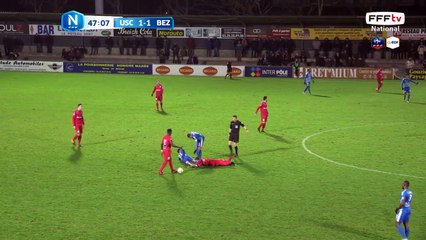 Le joueur qui reste au sol suite à ce contact!