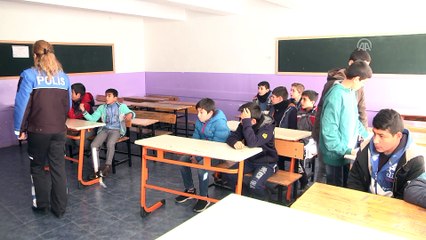 Emniyetten başarılı öğrencilere ödül - ANKARA