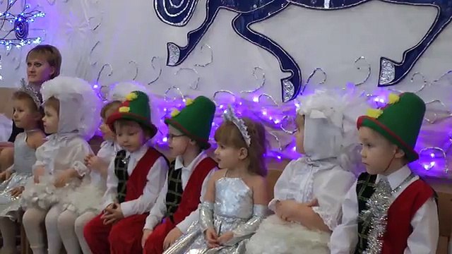 Новогодний утренник new в младшей группе.Муз. рук. Максюта Г. В