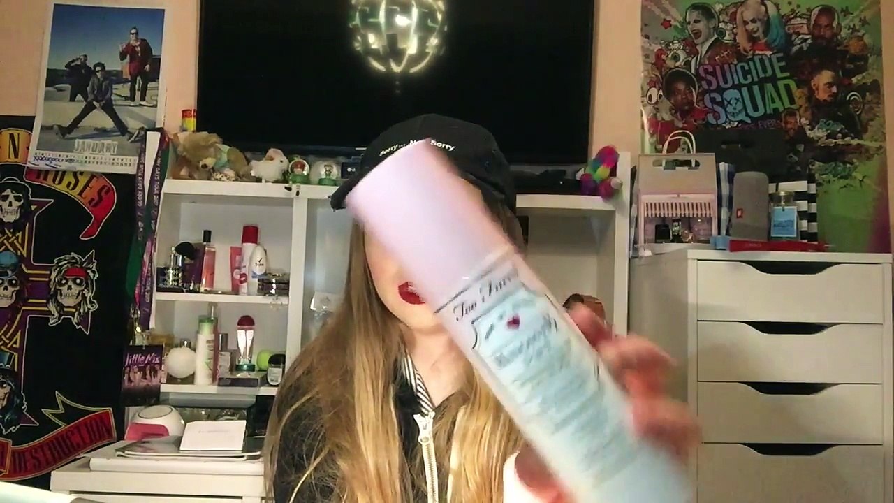 UPDATED: Vlogging??,makeup must haves|Beauty By Liv