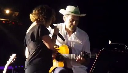 ΧΩΡΙΣ ΛΟΓΙΑ !!! Ελεωνόρα Ζουγανέλη - Βυθός - Live 2015