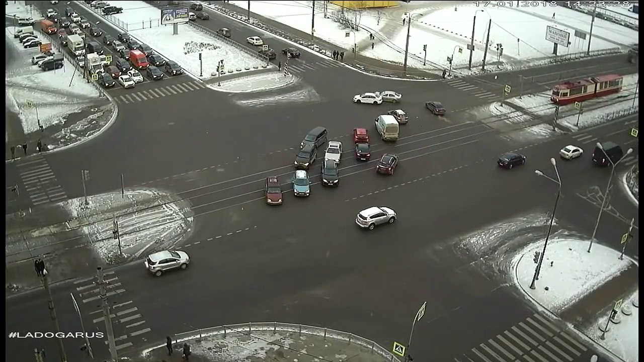 accident at crossroads 8