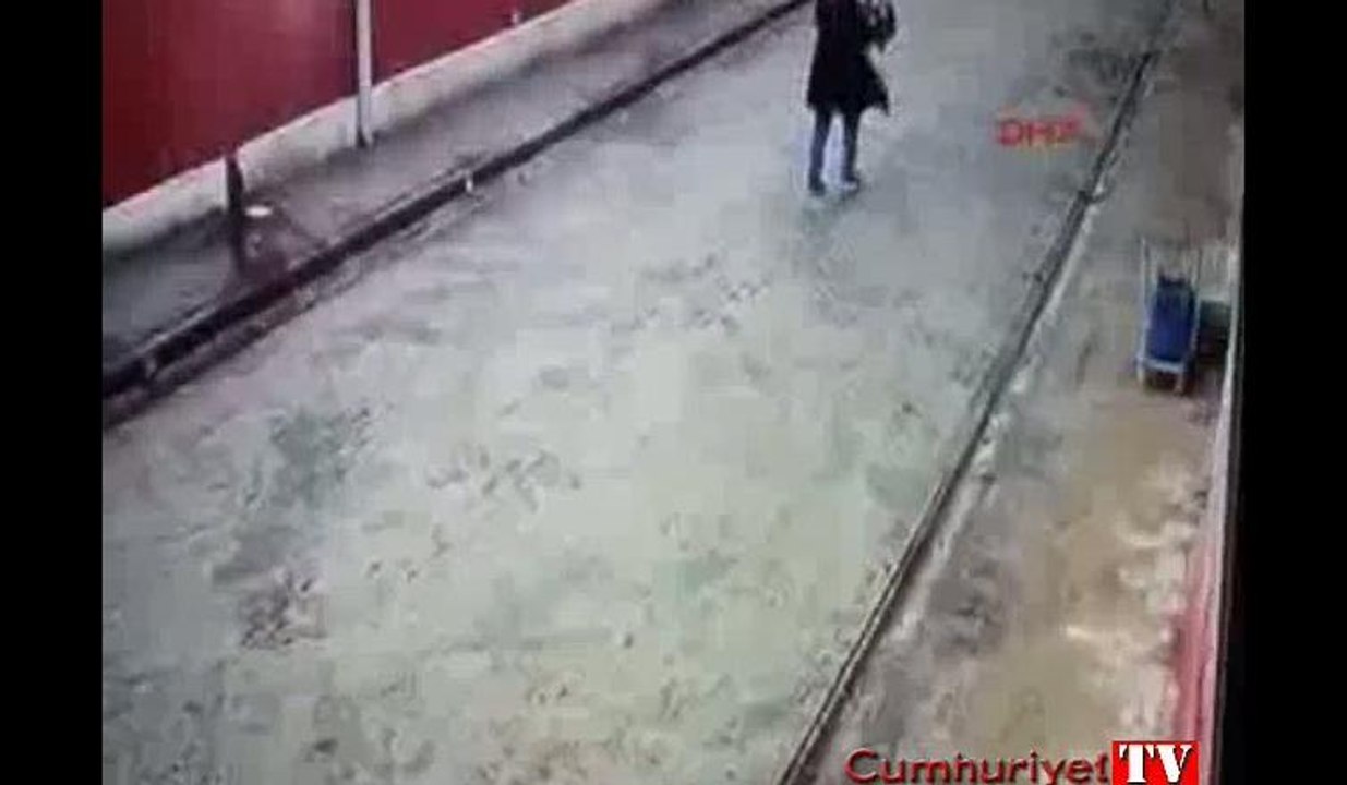 Ölüm teğet geçti... Arkasına baka baka uzaklaştı