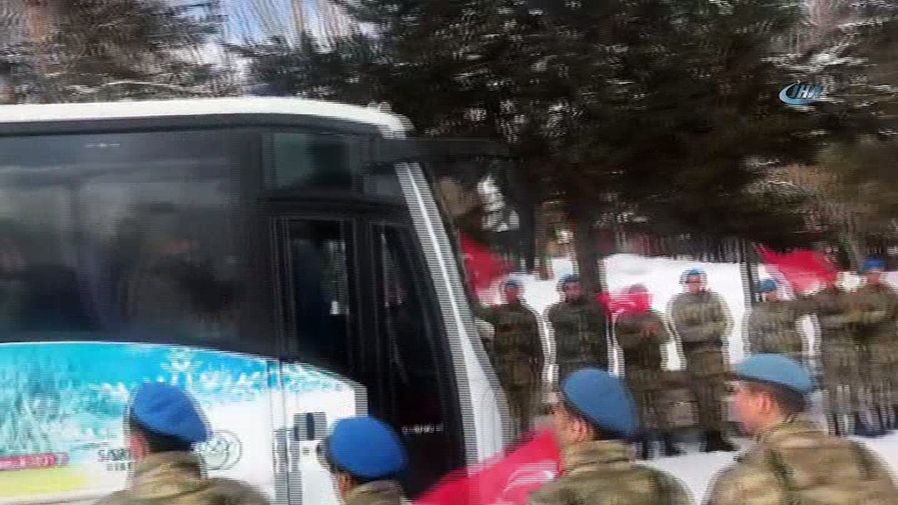 Mehmetçik Sarıkamış’tan Afrin’e 'Genç Osman' müziğiyle uğurlandı
