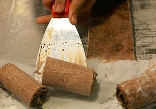 Oreo Ice Cream Rolls Made on the Streets of Bangkok