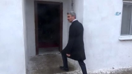 Vali Baruş, Evi Yanan Meşe Ailesinin Yeni Evini Ziyaret Etti
