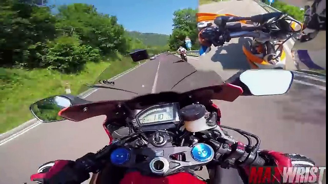 KTM SUPER MOTO VS BIKE CBR FIREBLADE