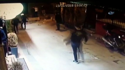 Köpeği Bıçaklayıp, Kemerle Dövdüler!