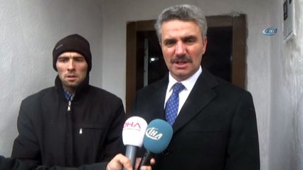 Vali Baruş, evi yanan Meşe ailesinin yeni evini ziyaret etti