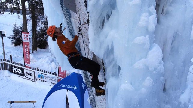 Destination montagnes : Coupe d'Europe de cascade de glace à Champagny en Vanoise