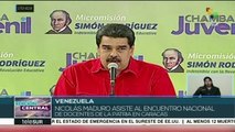 Maduro asiste a Encuentro Nacional de Docentes de la Patria