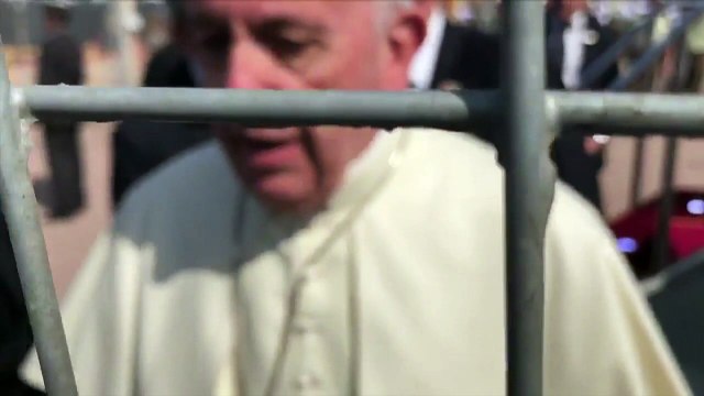 Pope defends Chilean bishop accused of abuse cover-up
