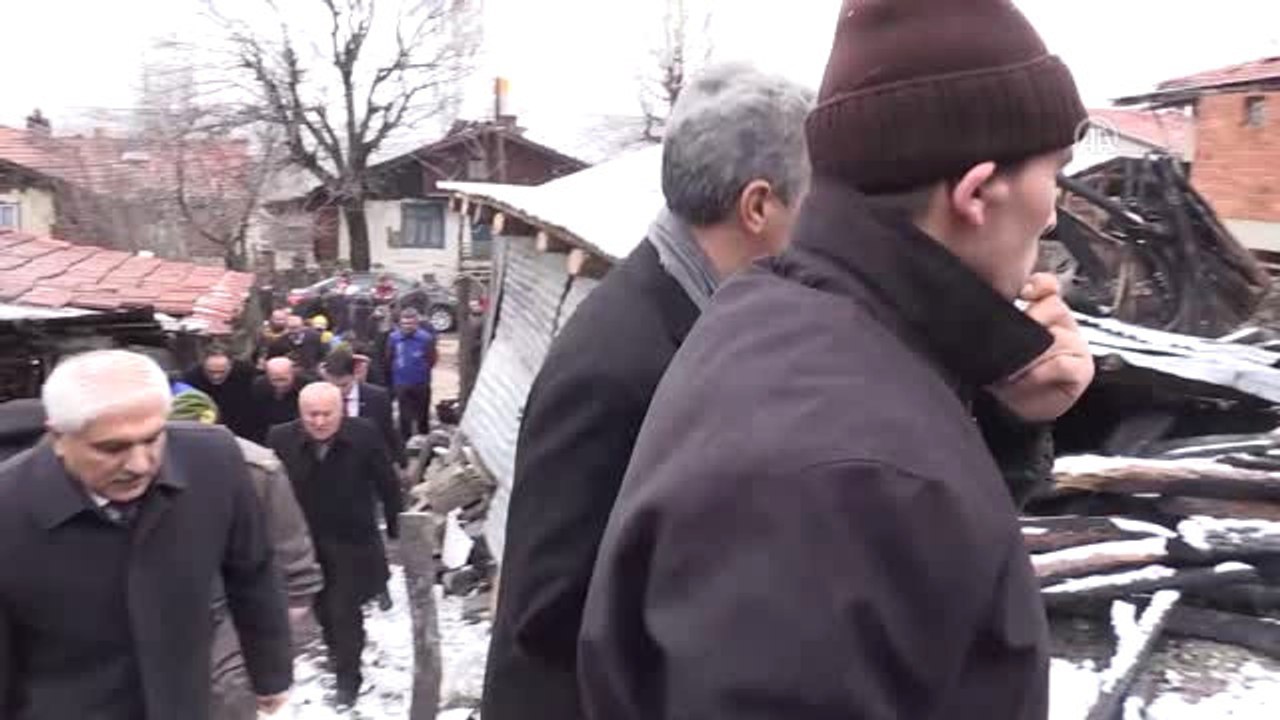 Vali Baruş, Ali Dedenin Yanan Evi ile Yeni Evini İnceledi
