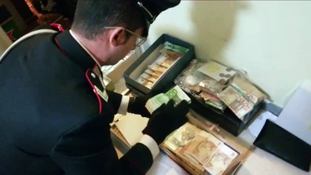 Carabinieri arrestano per usura funzionario della protezione civile. Prestava soldi ai commercianti del quartiere Prati
