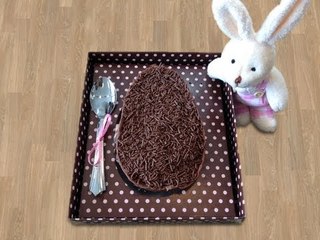 Receita de Ovo de Páscoa Recheado com Brigadeiro - Web à Milanesa