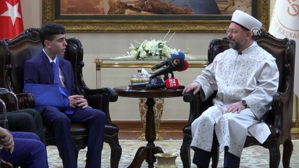 Diyanet İşleri Başkanı Erbaş, direnişin sembolü Cuneydi'yi kabul etti - ANKARA