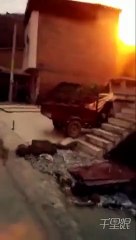 Chine : Un OVNI s'écrase et prend feu