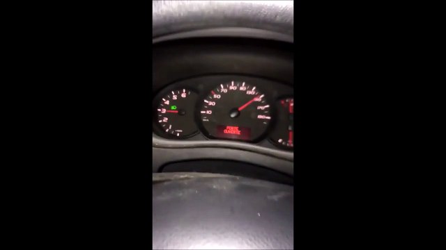 Il passe la seconde alors qu'il roule à 150 kmh sur l'autoroute... Moteur HS