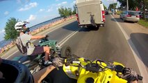 ATV vs Traffic | Quad vs Korek | Quady Suzuki LTZ 400 Z400 | jazda quadami zakorkowana ulica droga