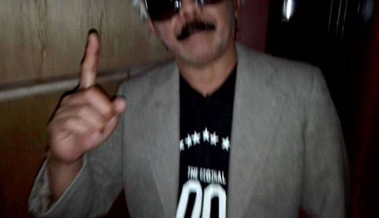 Pesbukers Acara Spektakuler dan Penontonnya Ajaib